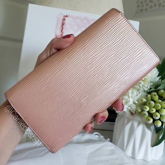 Authentic Pre-owned Louis Vuitton Epi Louise Wallet - Picture 5 of 15